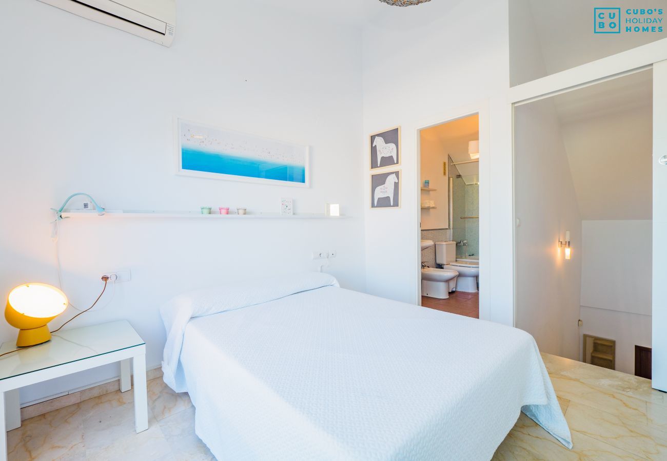 Apartamento en Mijas Costa - Cubo's Atico Zenit Mijas Golf & Parking
