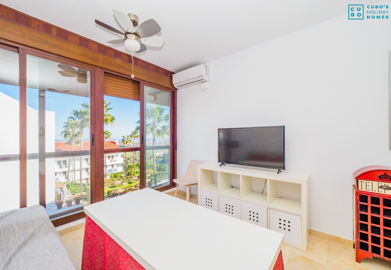 Apartamento en Mijas Costa - Cubo's Atico Zenit Mijas Golf & Parking