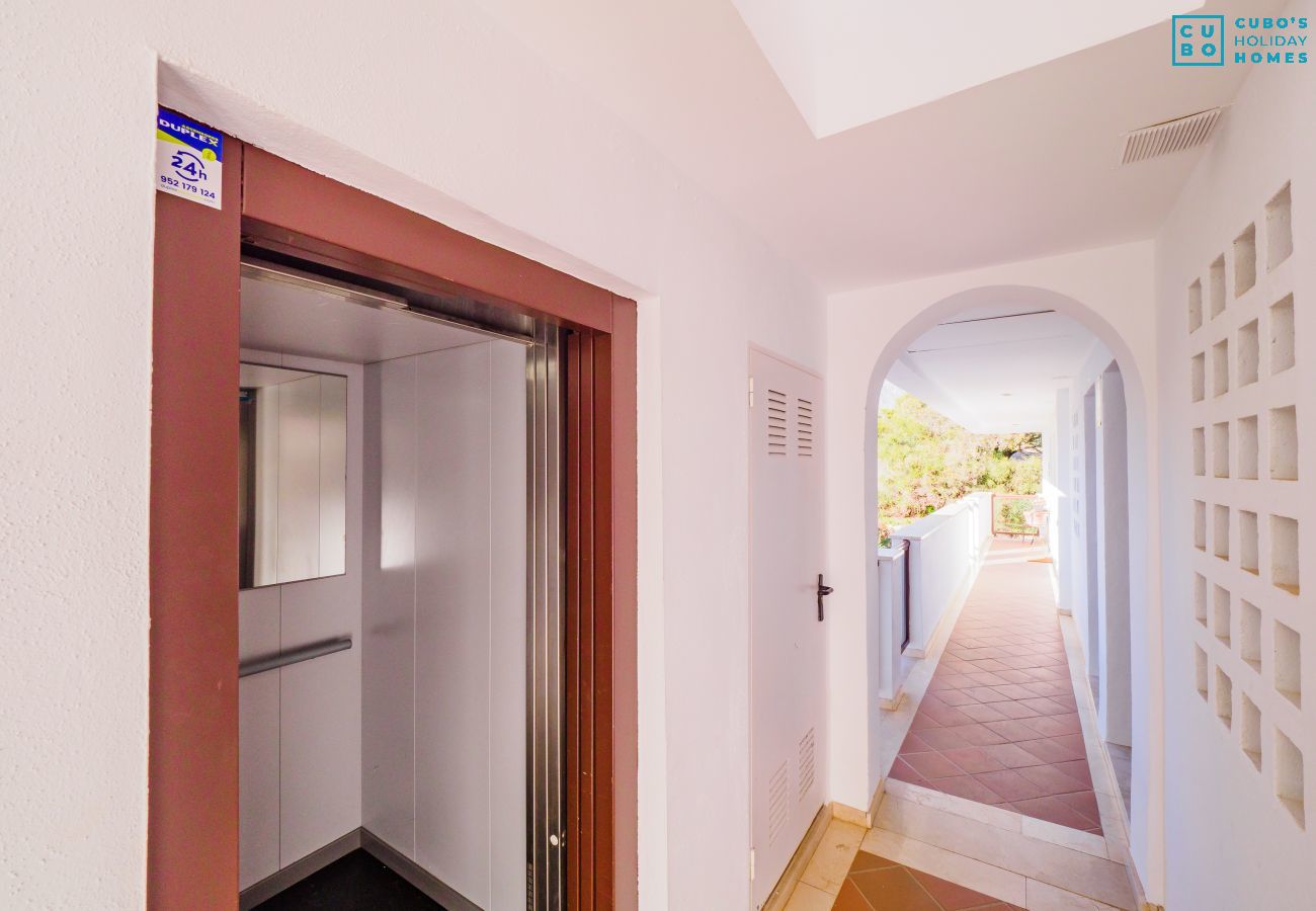 Apartamento en Mijas Costa - Cubo's Atico Zenit Mijas Golf & Parking