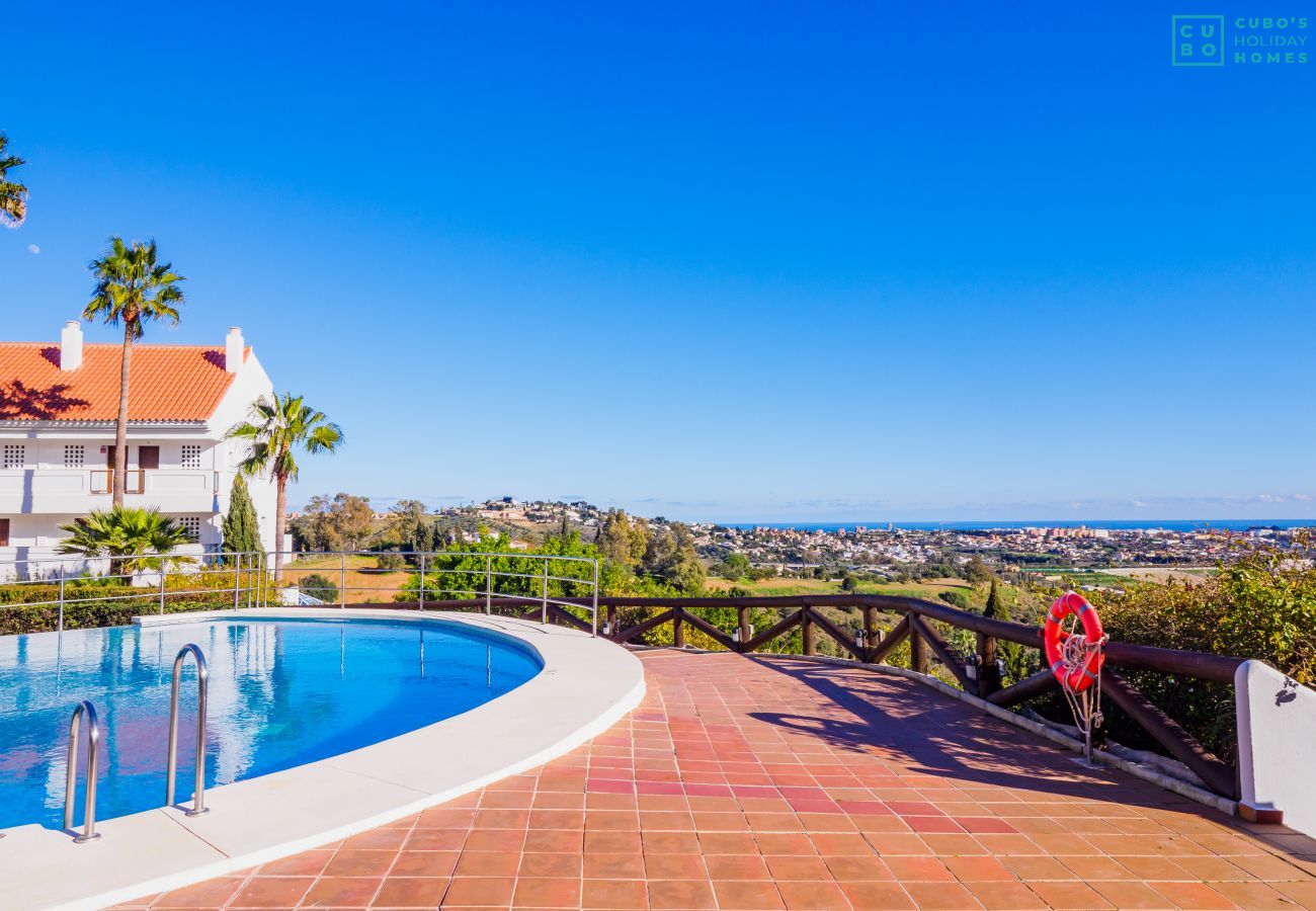 Apartamento en Mijas Costa - Cubo's Atico Zenit Mijas Golf & Parking