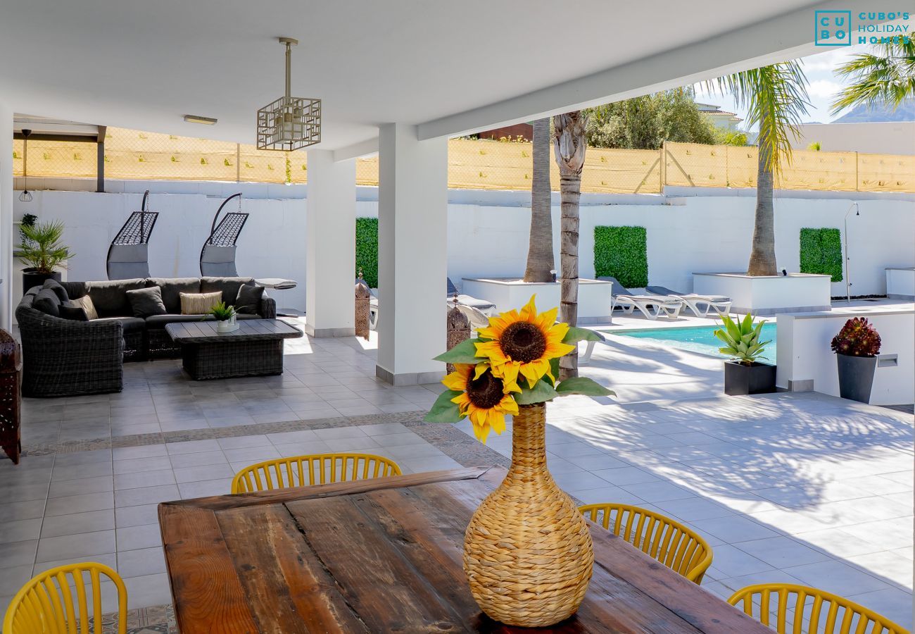 Casa rural en Alhaurín el Grande - Cubo's Casa Flor High Privacy & Pool