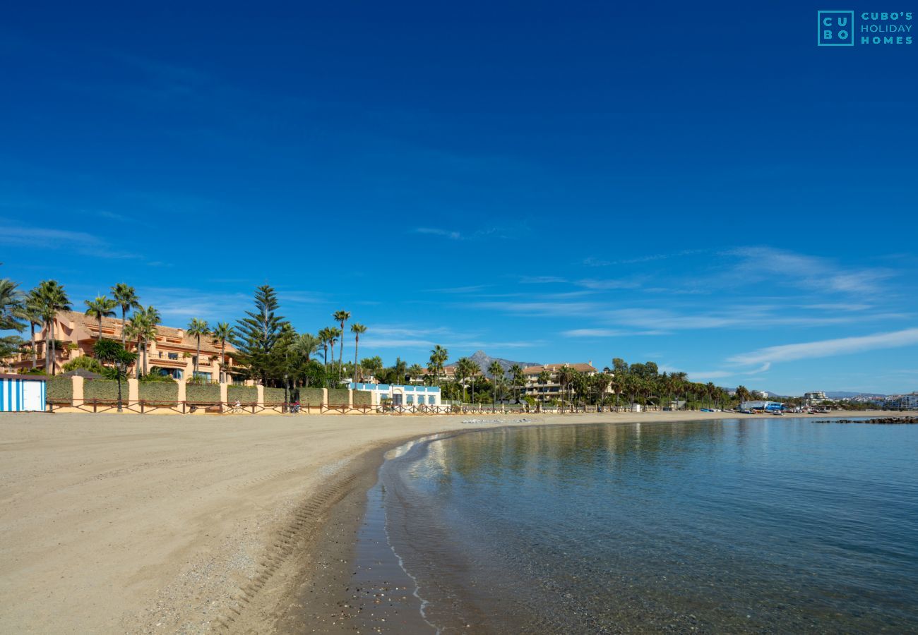 Apartamento en Nueva andalucia - Cubo's Luxury Beach Banus with Jacuzzi