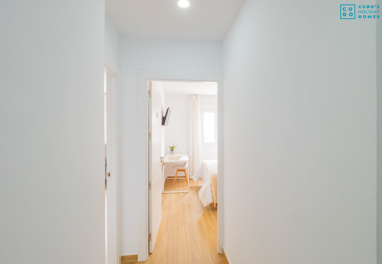 Alquiler por habitaciones en Torre de Benagalbon - Cubo's Hostal William's Sunny 5 with Breakfast