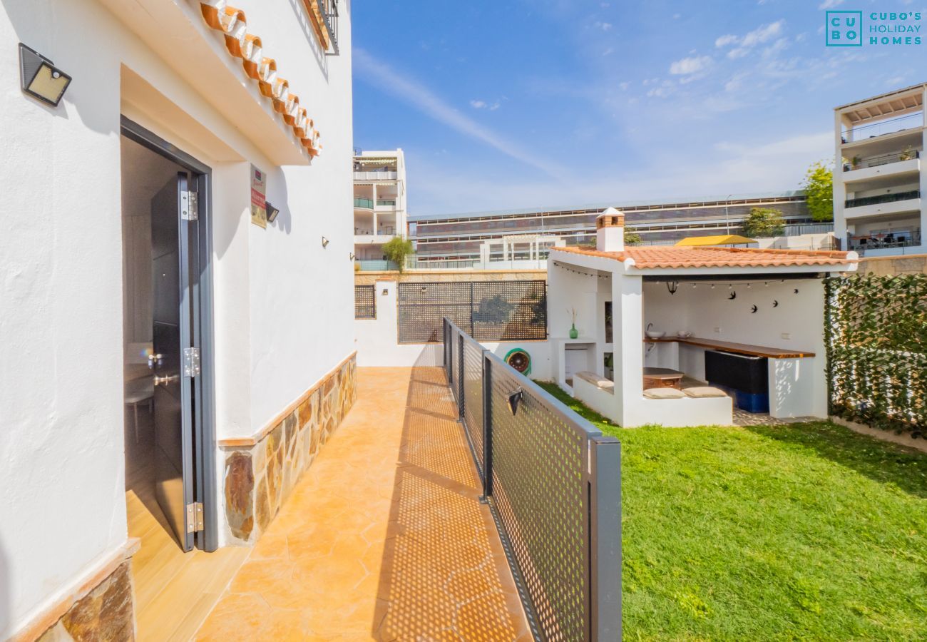 Alquiler por habitaciones en Torre de Benagalbon - Cubo's Hostal William's Sunny 5 with Breakfast
