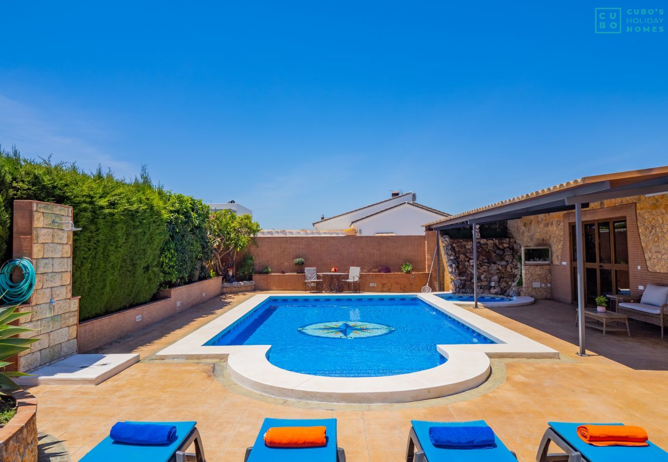 Casa en Alhaurin de la Torre - Cubo's Casa Moncayo del Aguila Privacy Pool