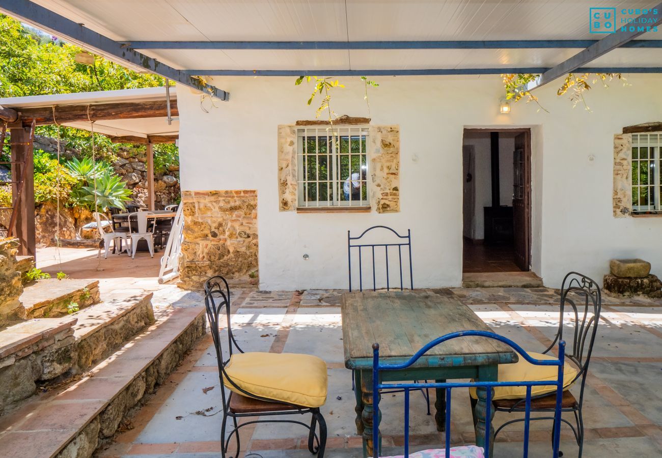 Casa en Coín - Cubo's Secret Nature House