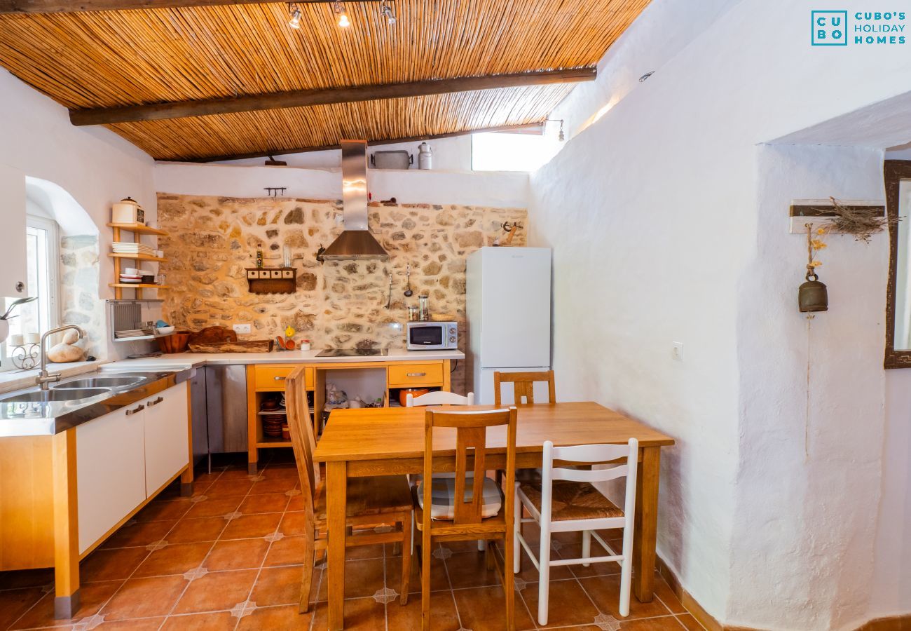 Casa en Coín - Cubo's Secret Nature House