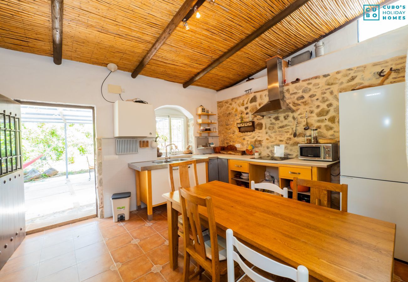 Casa en Coín - Cubo's Secret Nature House