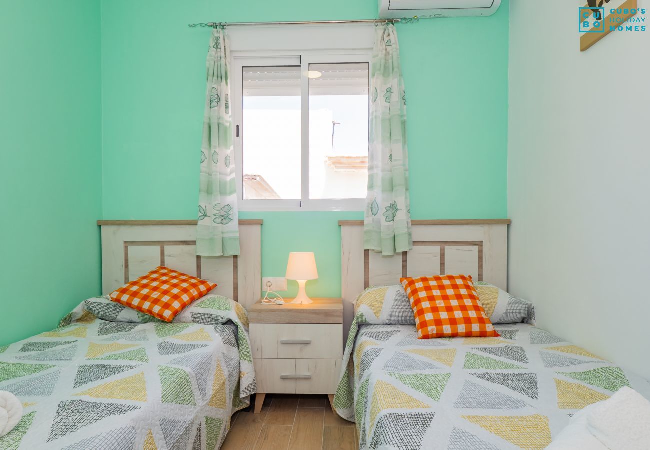Casa rural en Alhaurín el Grande - Cubo's Family Rosa del Zangano 12 PAX Alhaurin