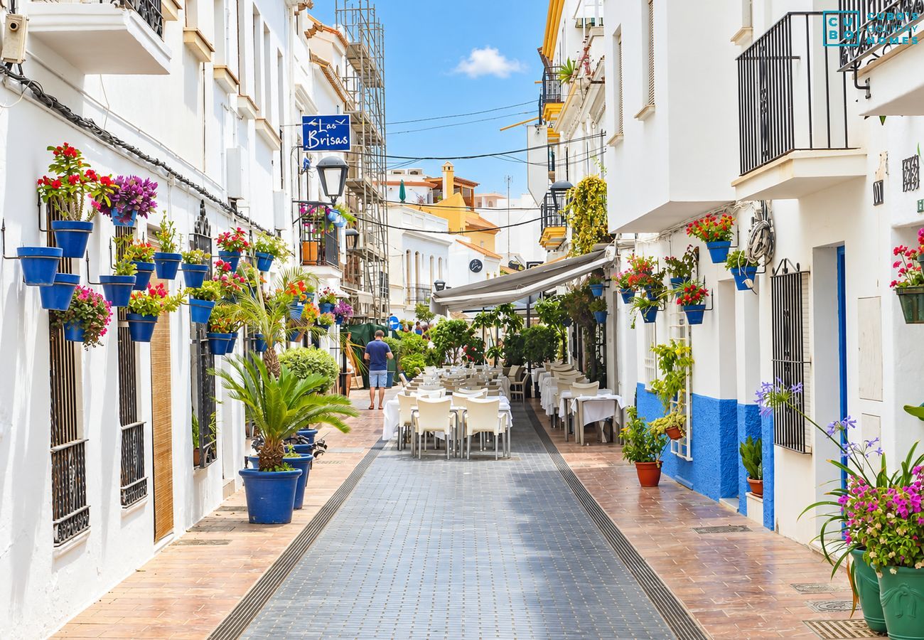Apartamento en Estepona - Cubo's Estepona Oceanview Apartment & Free Parking