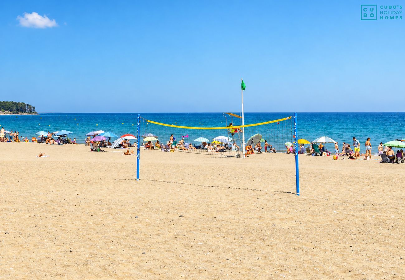 Apartamento en Estepona - Cubo's Estepona Oceanview Apartment & Free Parking