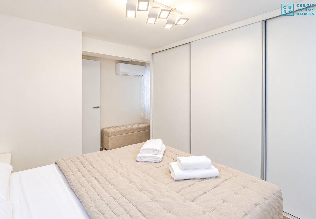 Apartamento en Estepona - Cubo's Estepona Oceanview Apartment & Free Parking