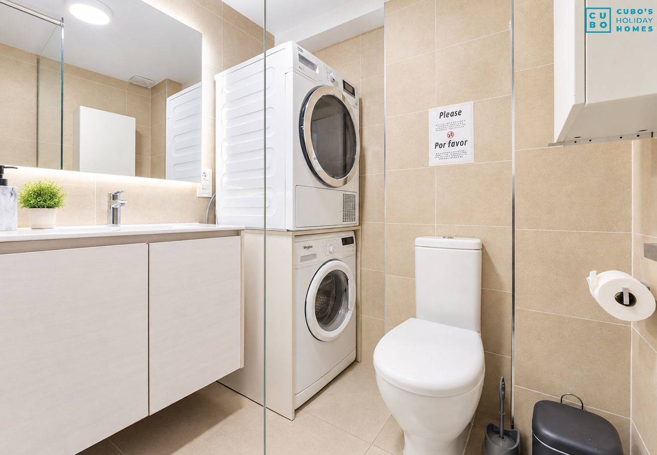 Apartamento en Estepona - Cubo's Estepona Oceanview Apartment & Free Parking