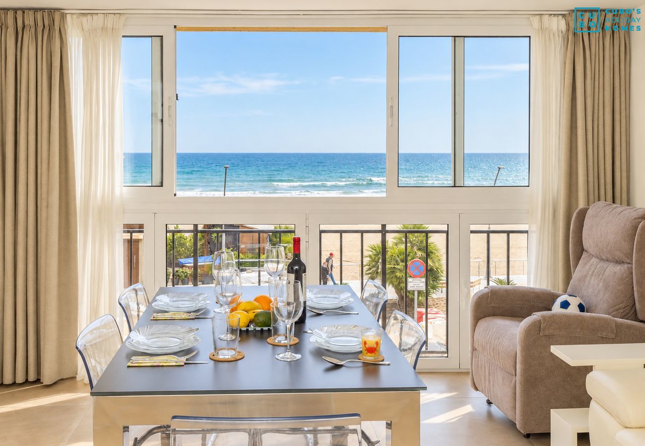 Apartamento en Estepona - Cubo's Estepona Oceanview Apartment & Free Parking