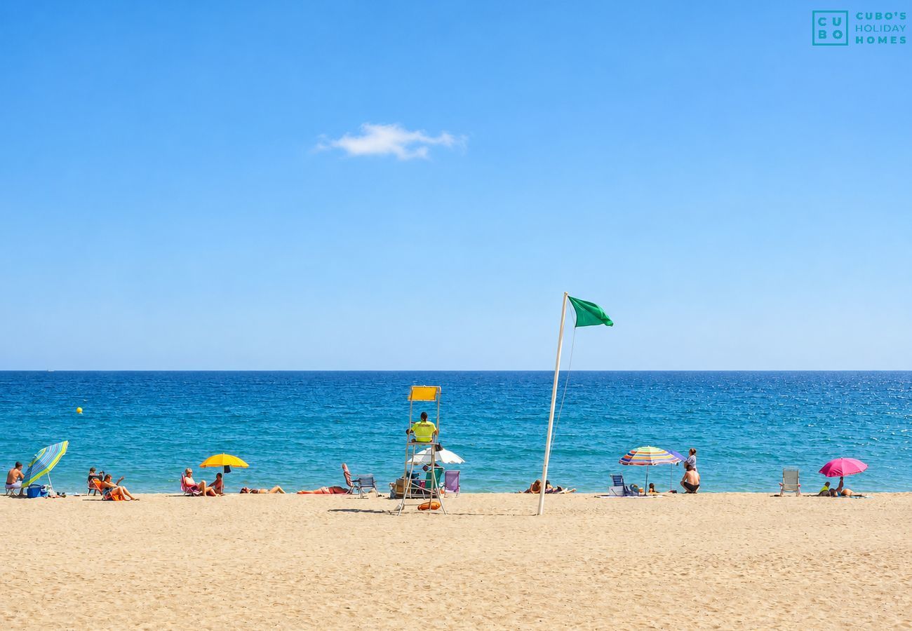 Apartamento en Estepona - Cubo's Estepona Oceanview Apartment & Free Parking