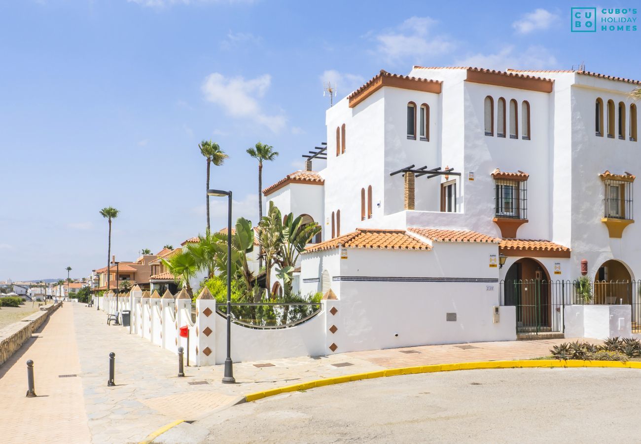 Casa en Manilva - Cubo's Beachfront Marina de Casares House