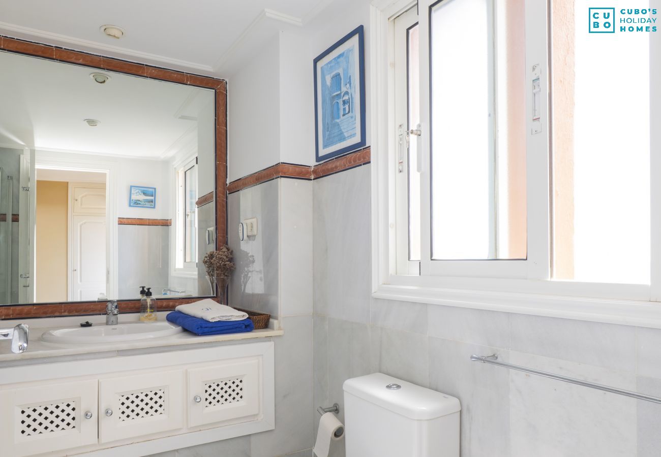 Casa en Manilva - Cubo's Beachfront Marina de Casares House