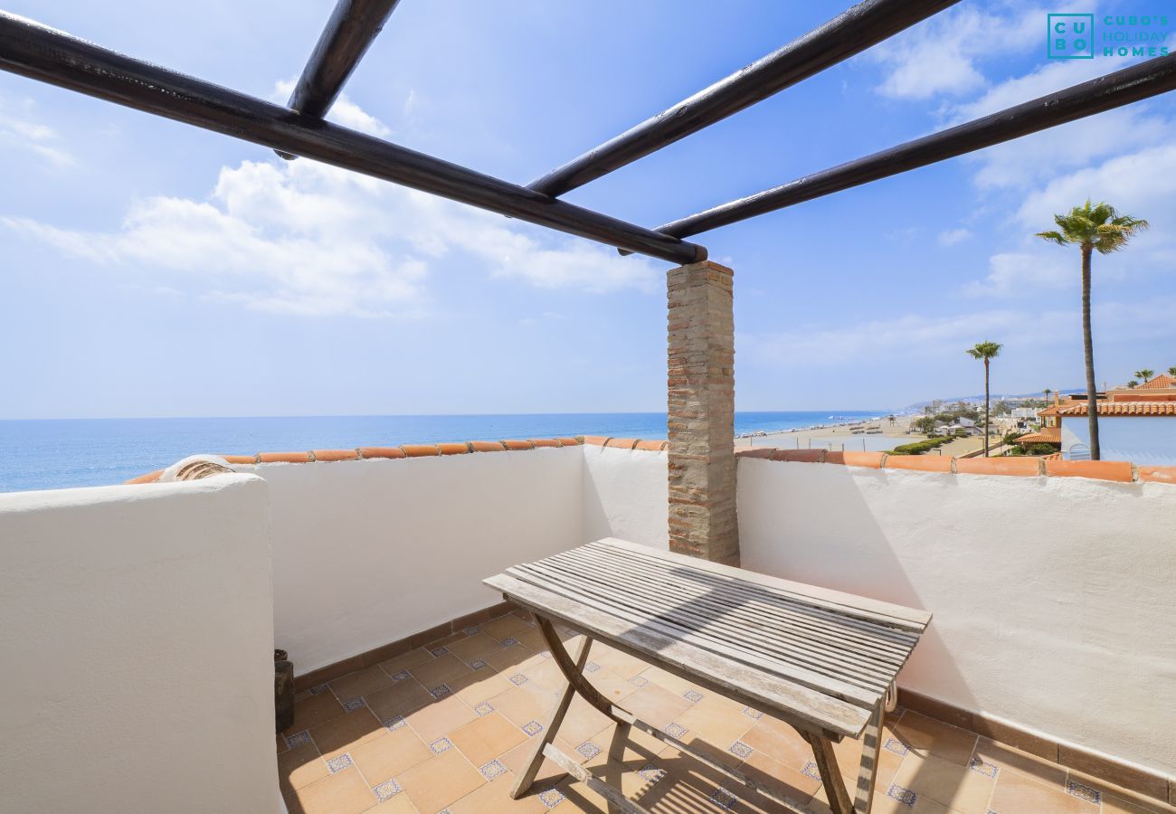Casa en Manilva - Cubo's Beachfront Marina de Casares House