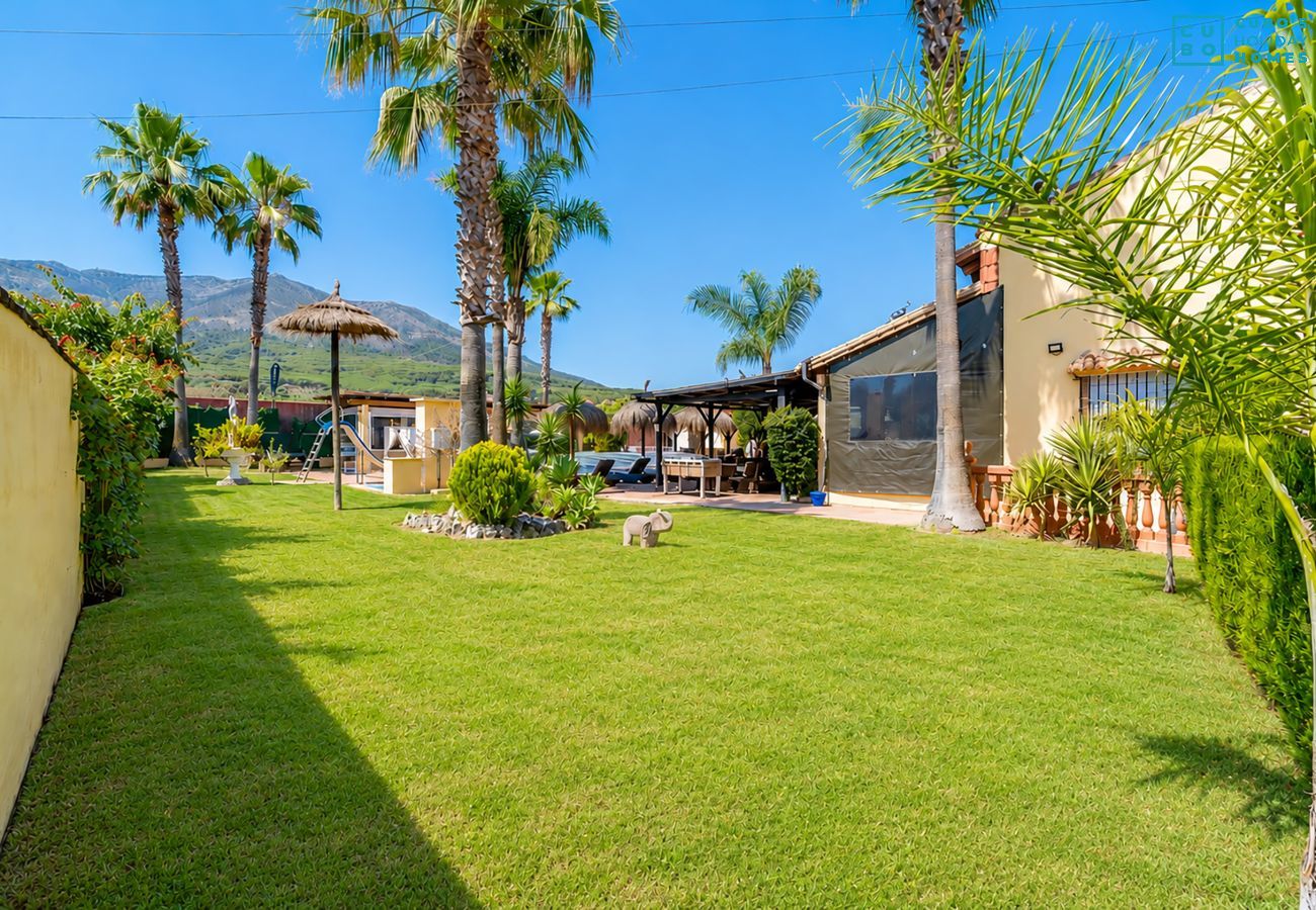 Villa en Alhaurín el Grande - Cubo's Villa Las Palmeras Altas Family