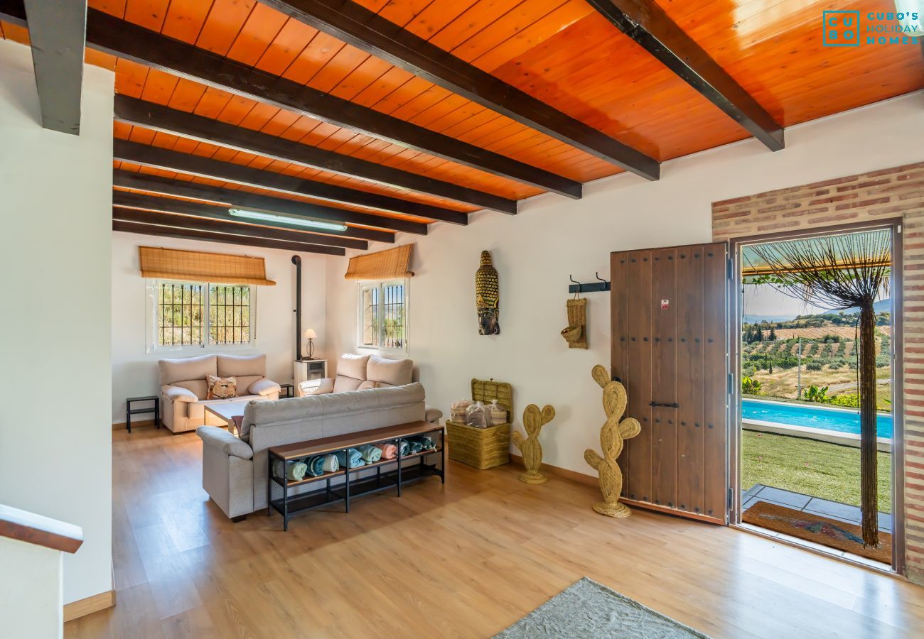 Casa rural en Cártama - Cubo's Villa Di Hermosa View