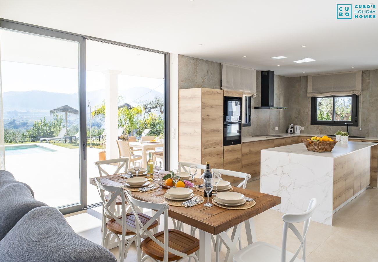 Casa rural en Alhaurín el Grande - Cubo's Casa Rural Bellaluz