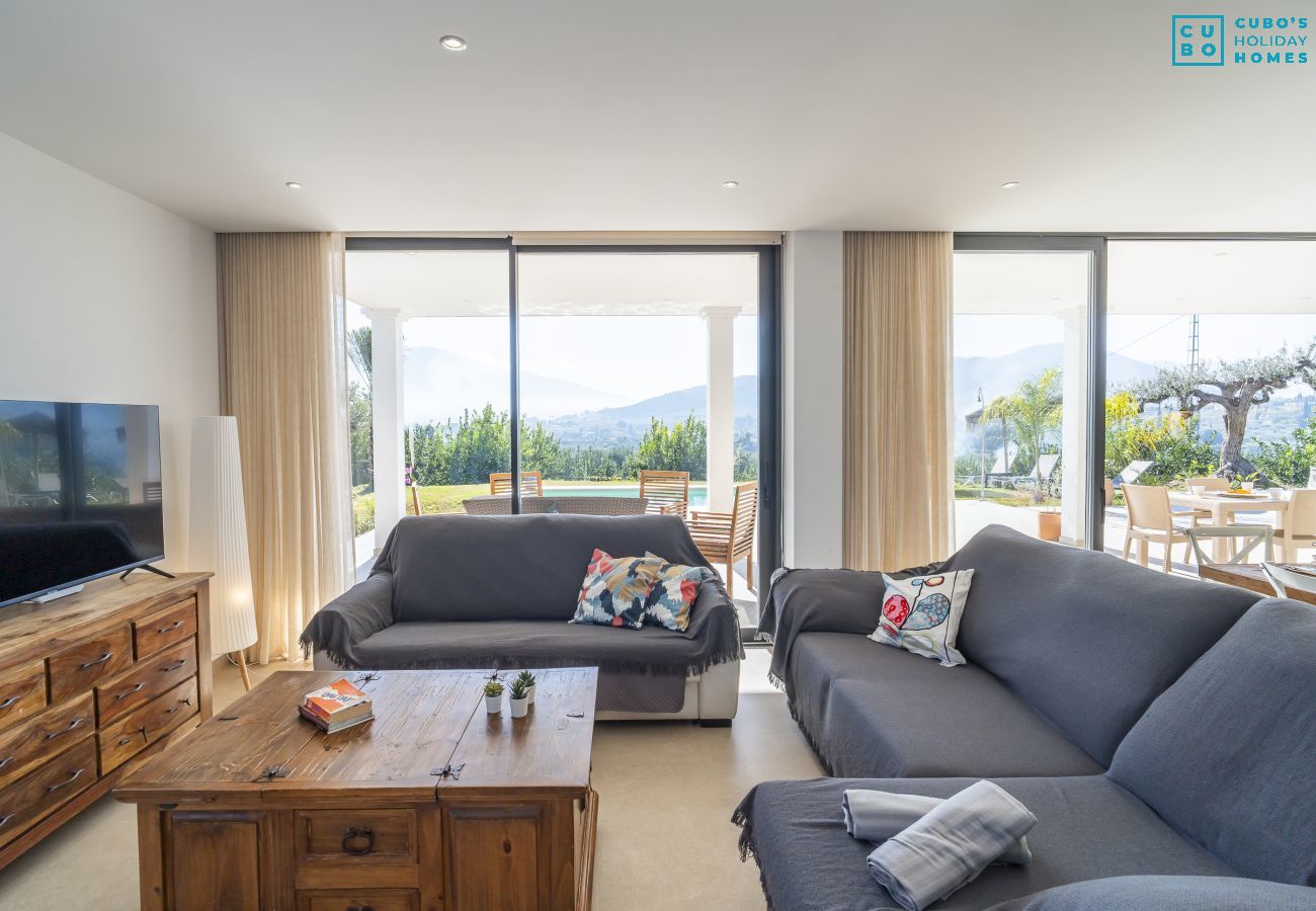 Casa rural en Alhaurín el Grande - Cubo's Casa Rural Bellaluz