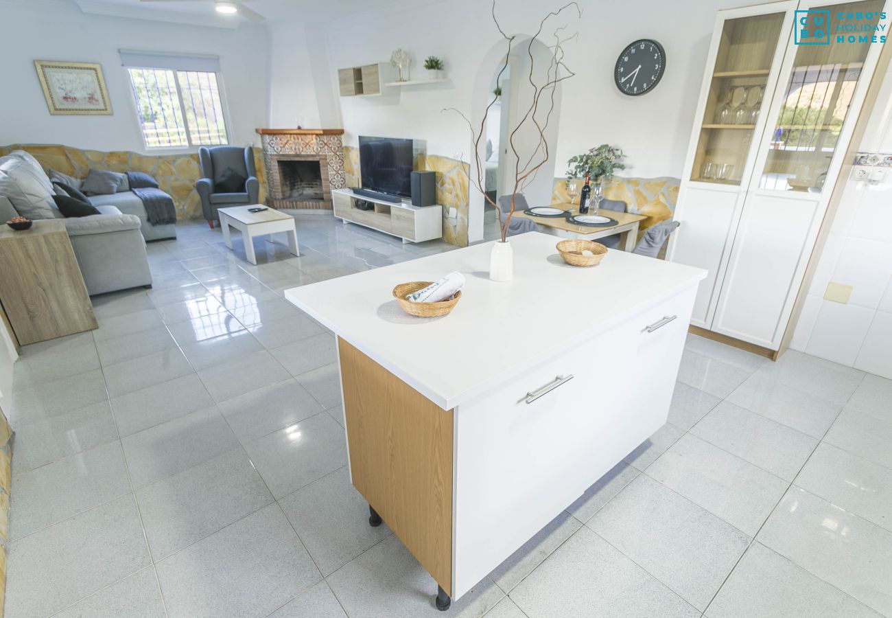 Casa rural en Nerja - .Villa Marimel Con Piscina Privada