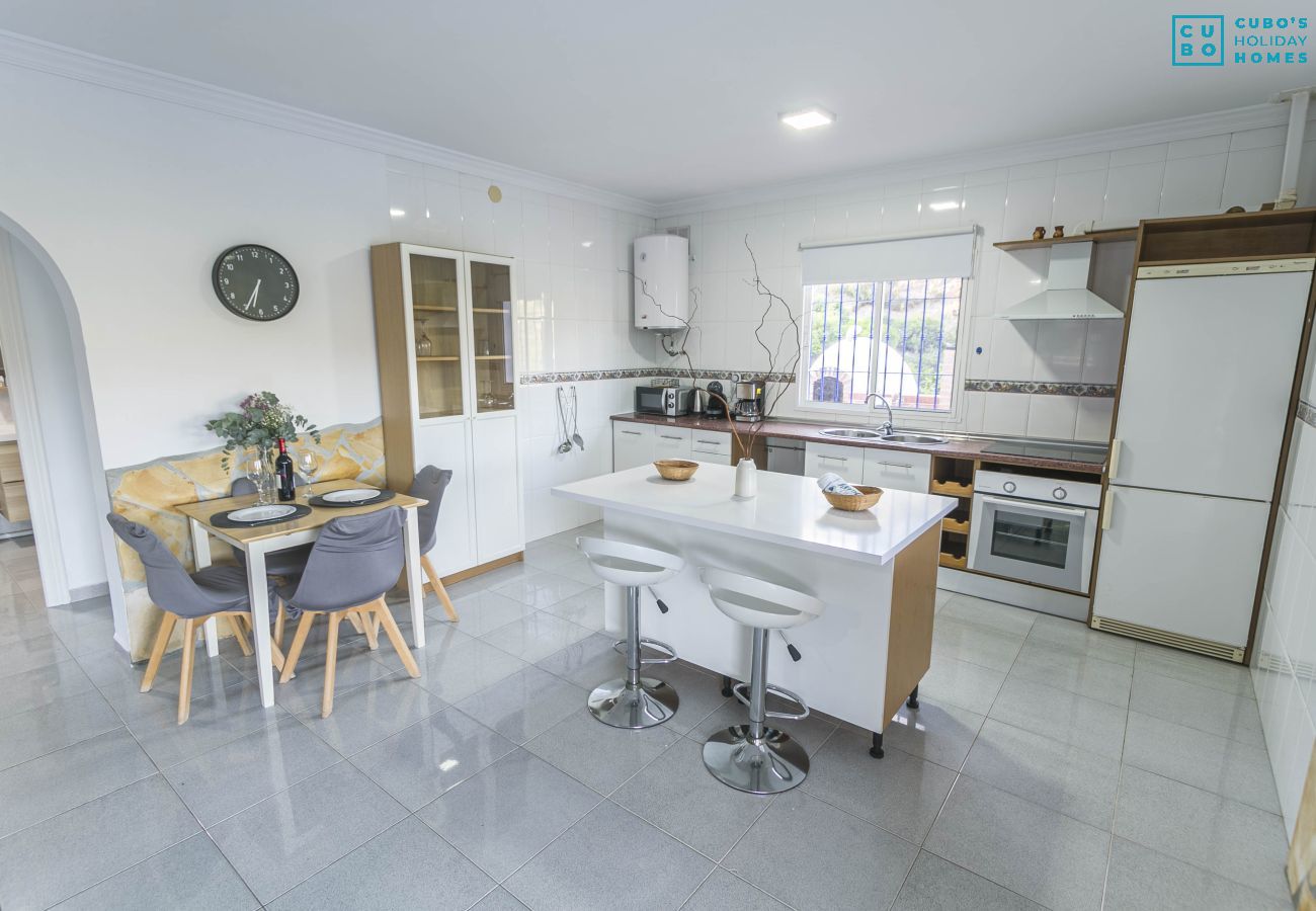 Casa rural en Nerja - .Villa Marimel Con Piscina Privada