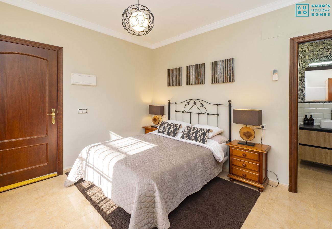 Apartamento en Alhaurín el Grande - Cubo's Lucy's Place 2 Bedrooms Apartment