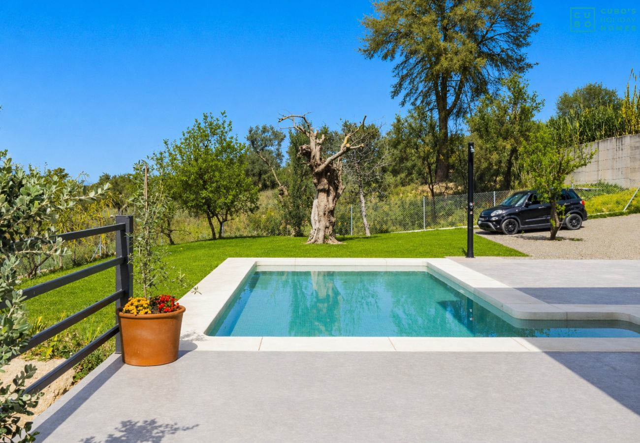 Casa rural en Alhaurín el Grande - Cubo's Casa La Ibicenca
