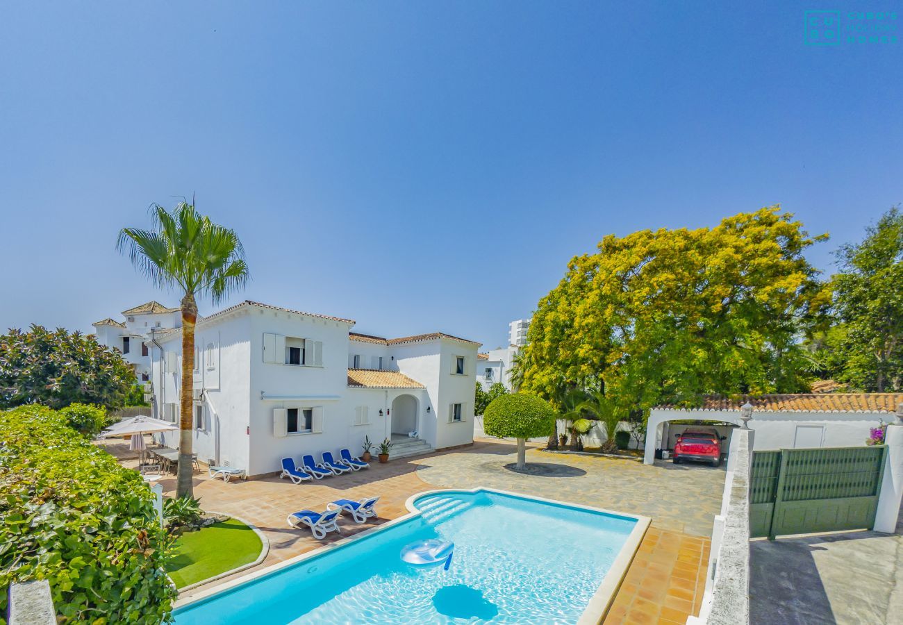 Villa vacacional con piscina privada en Mijas