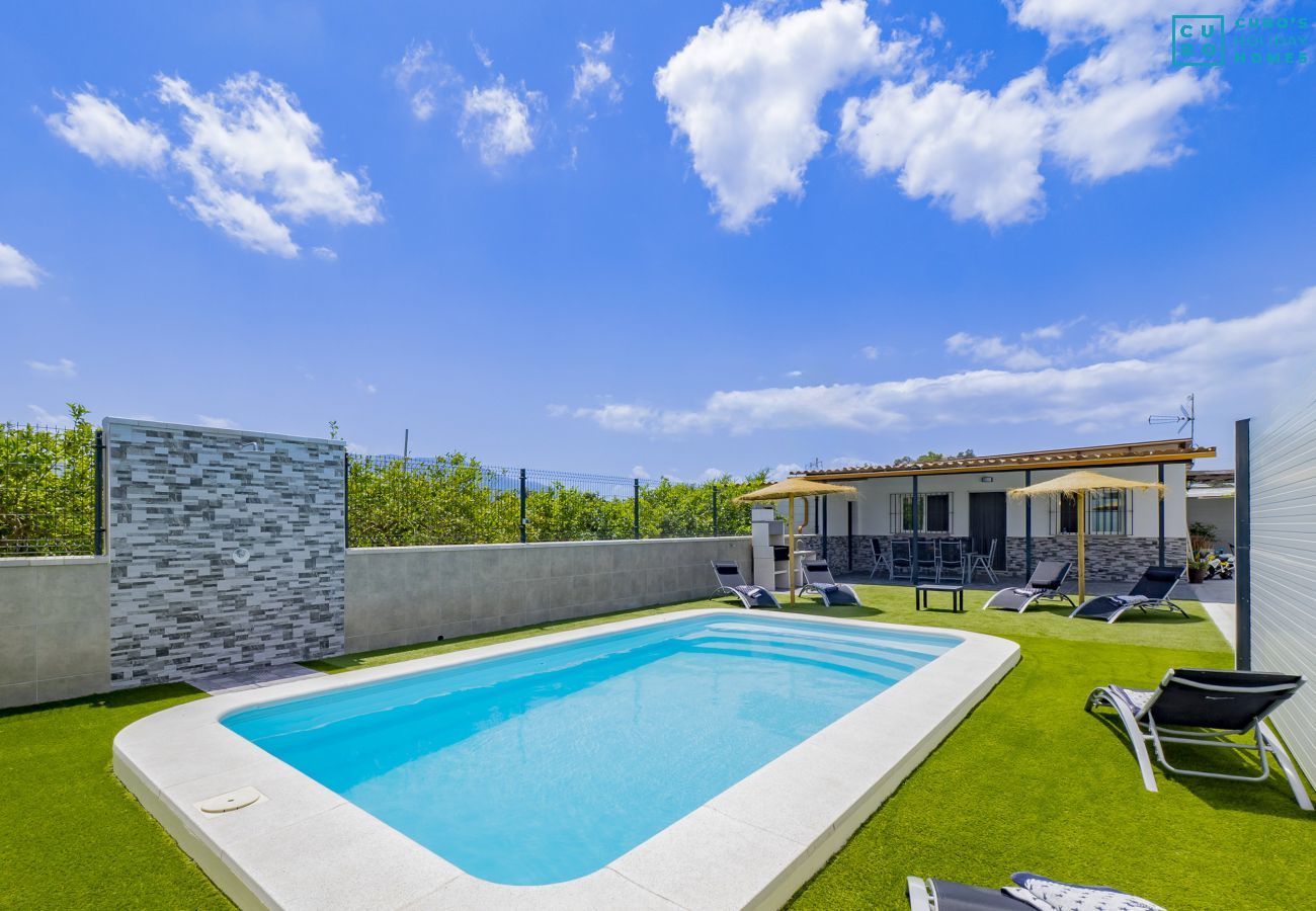 Casa rural con piscina en Cártama
