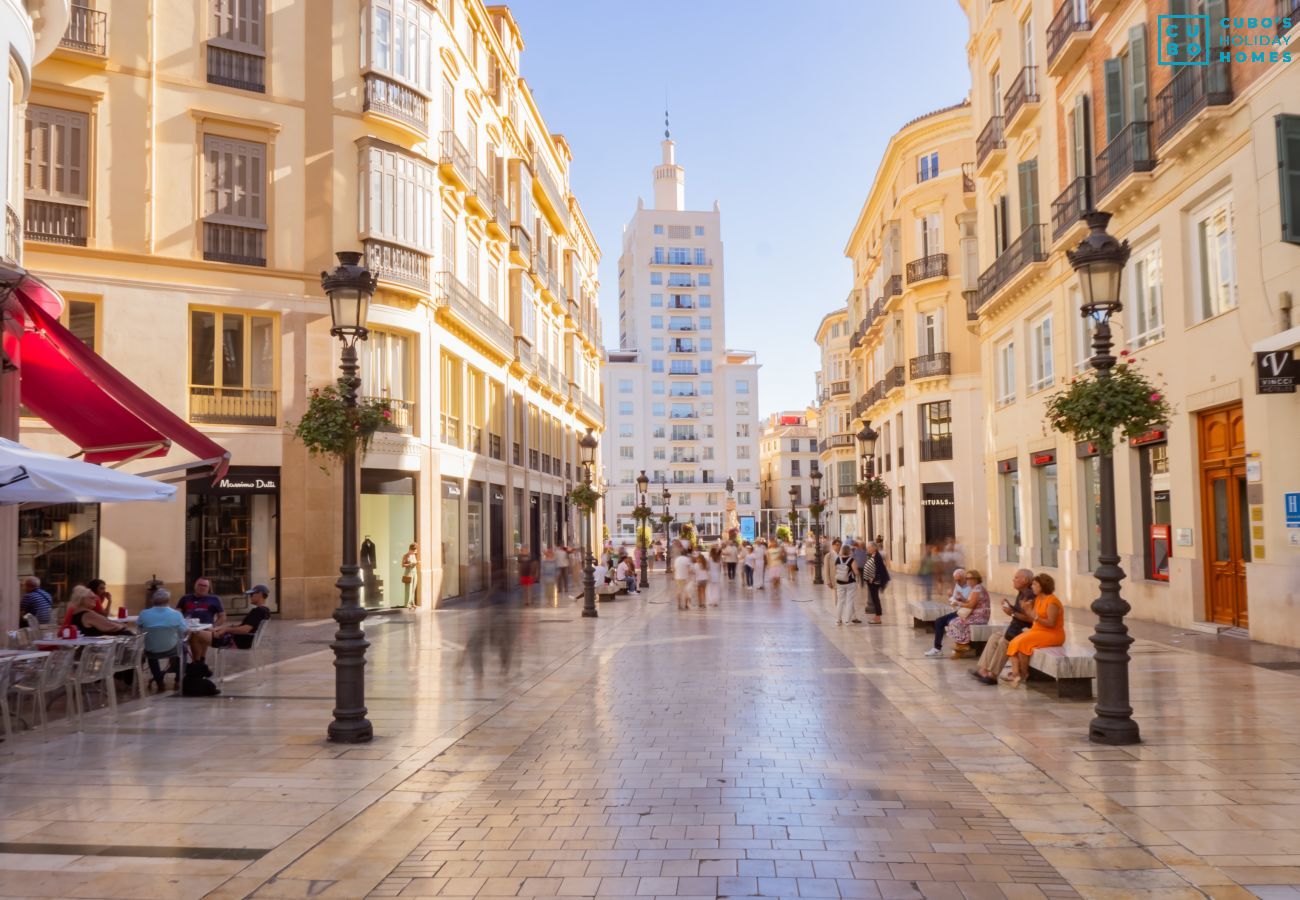 Apartamento en Málaga - Cubo's Luciano Malaga Apartment & Optional Parking
