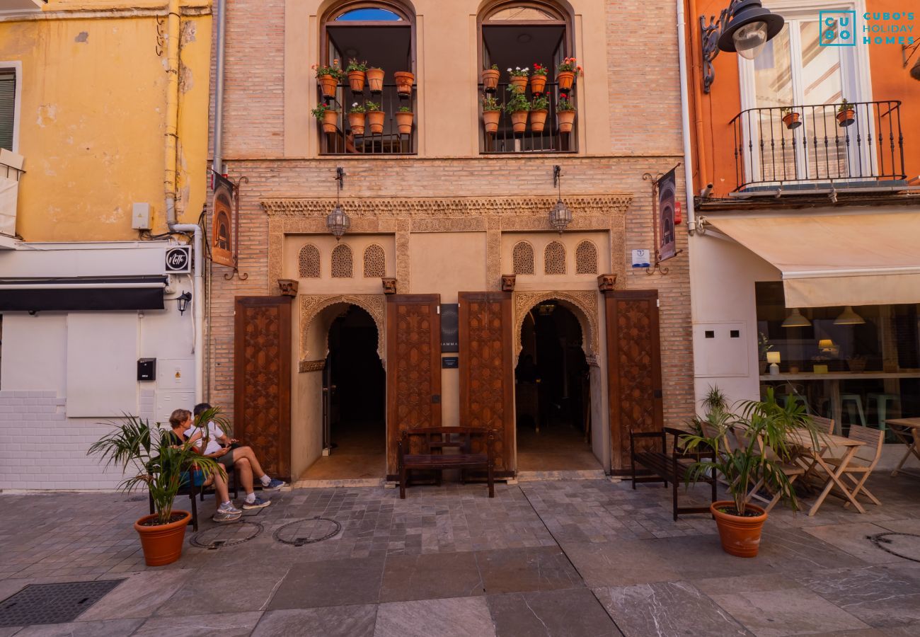 Apartamento en Málaga - Cubo's Luciano Malaga Apartment & Optional Parking