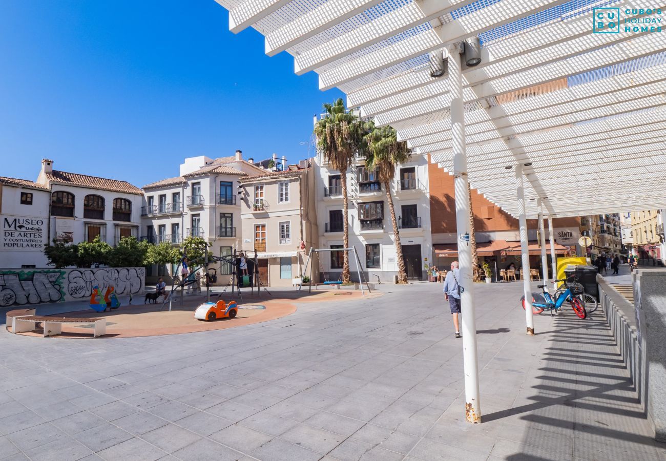 Apartamento en Málaga - Cubo's Luciano Malaga Apartment & Optional Parking