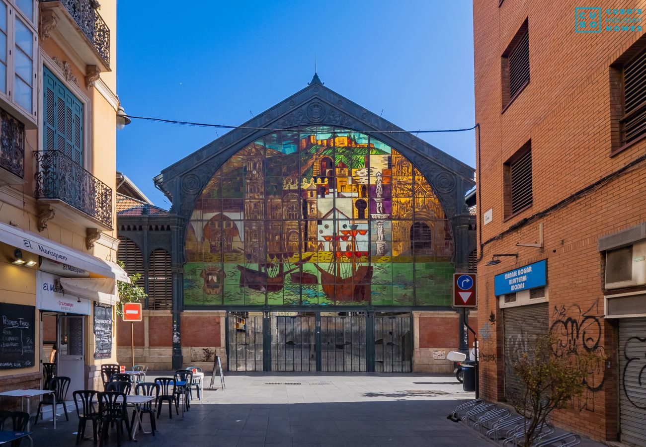 Apartamento en Málaga - Cubo's Luciano Malaga Apartment & Optional Parking
