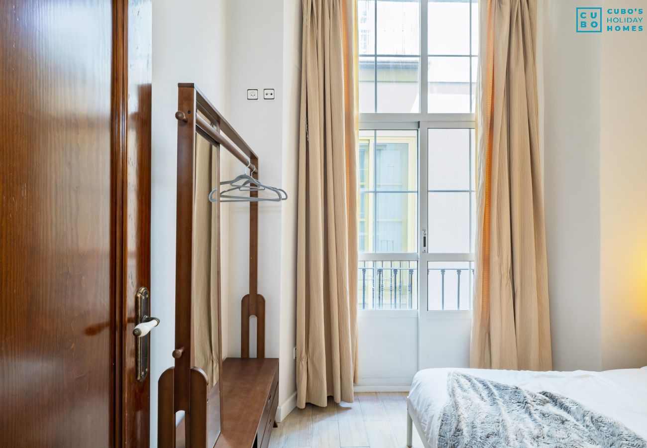 Apartamento en Málaga - Cubo's Luciano Malaga Apartment & Optional Parking