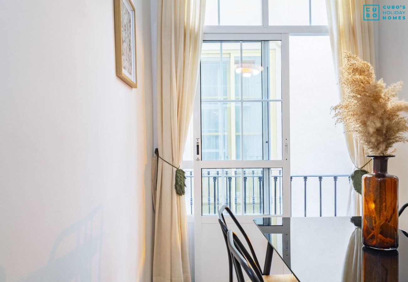 Apartamento en Málaga - Cubo's Luciano Malaga Apartment & Optional Parking
