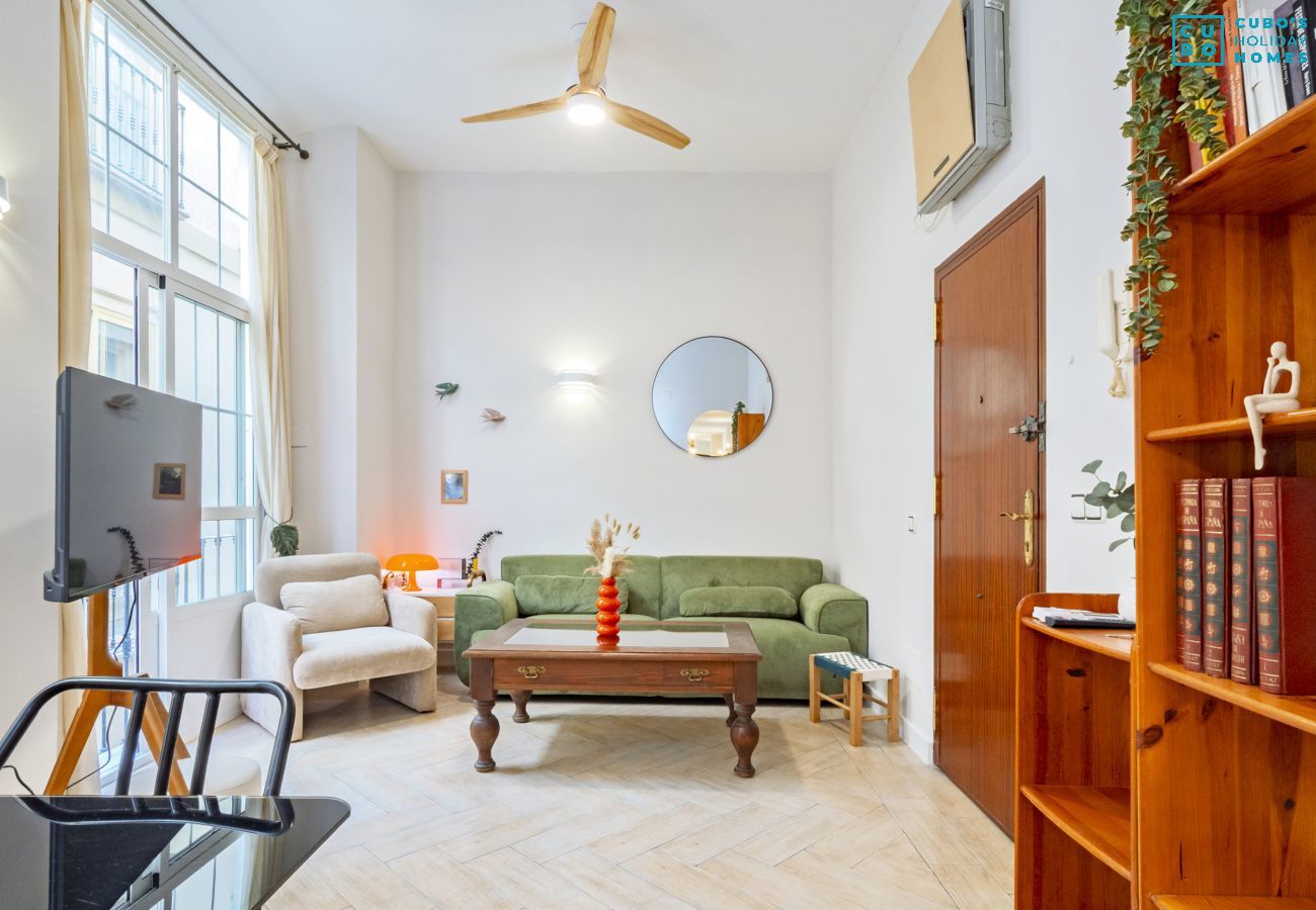 Apartamento en Málaga - Cubo's Luciano Malaga Apartment & Optional Parking