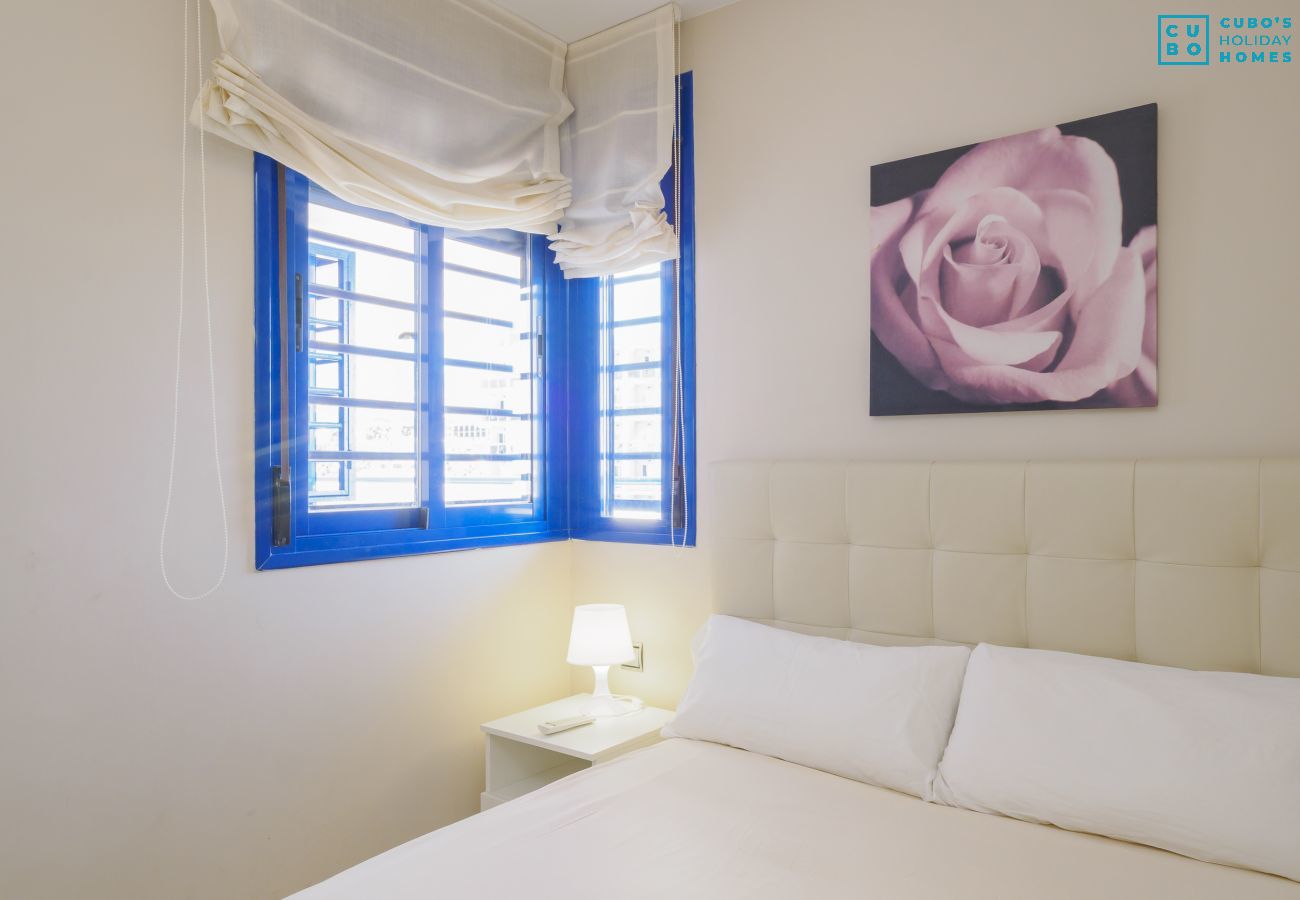 Apartamento en Benalmádena - Cubo's Beach Side Los Patos Apartment & Parking