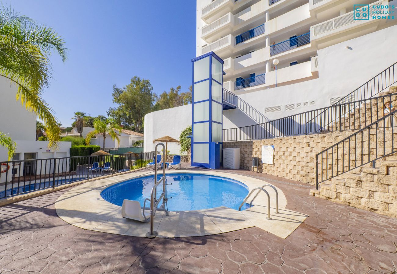 Apartamento en Benalmádena - Cubo's Beach Side Los Patos Apartment & Parking