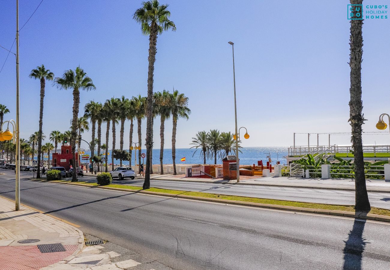 Apartamento en Benalmádena - Cubo's Beach Side Los Patos Apartment & Parking