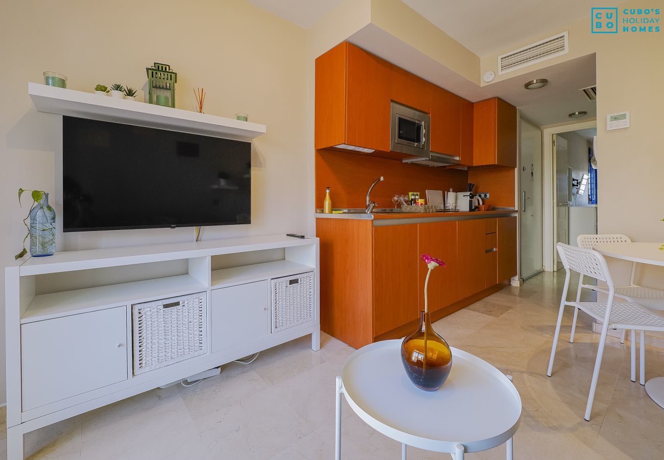 Apartamento en Benalmádena - Cubo's Beach Side Los Patos Apartment & Parking