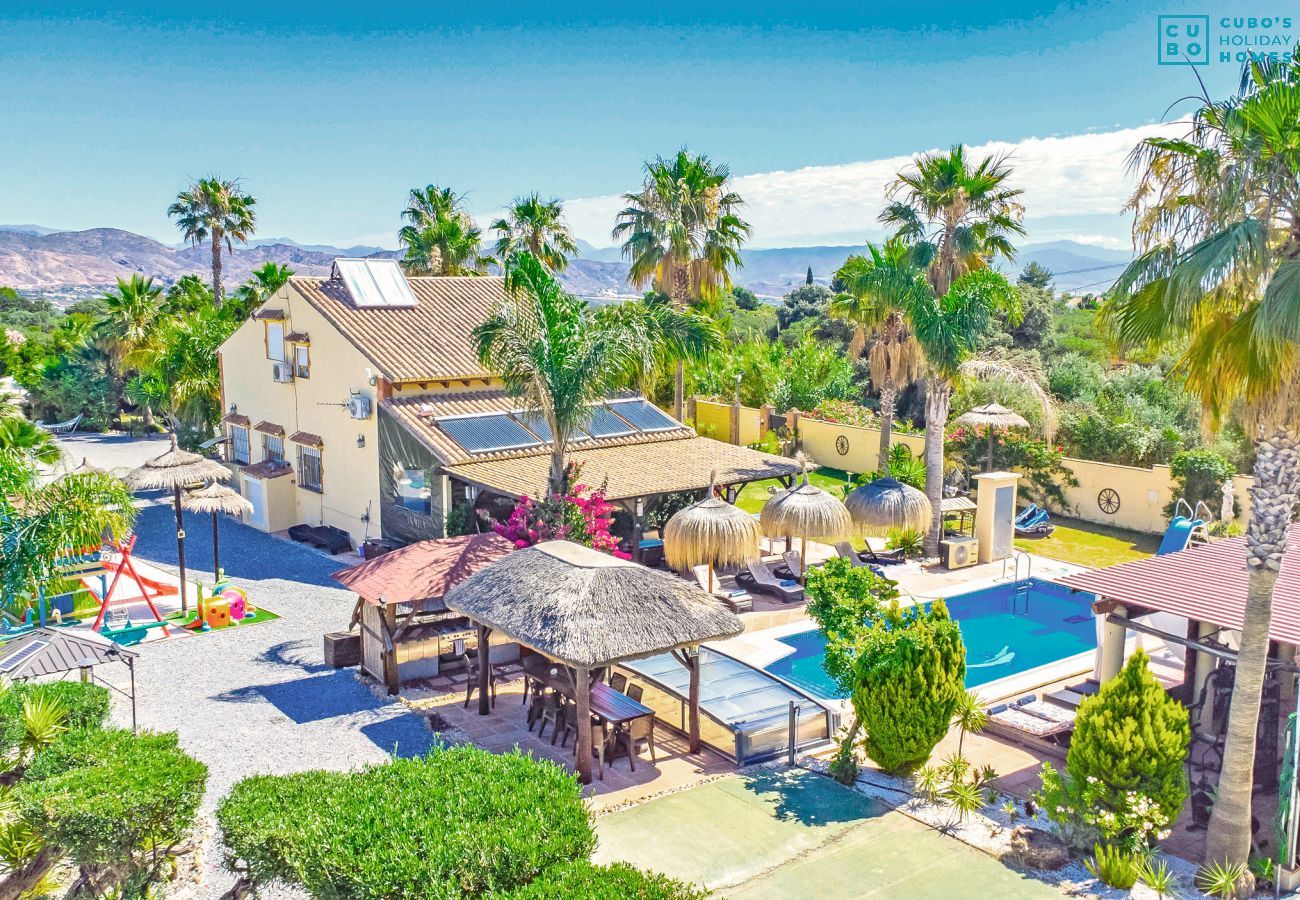 Maravillosa Villa vacacional con piscina en Alhaurín