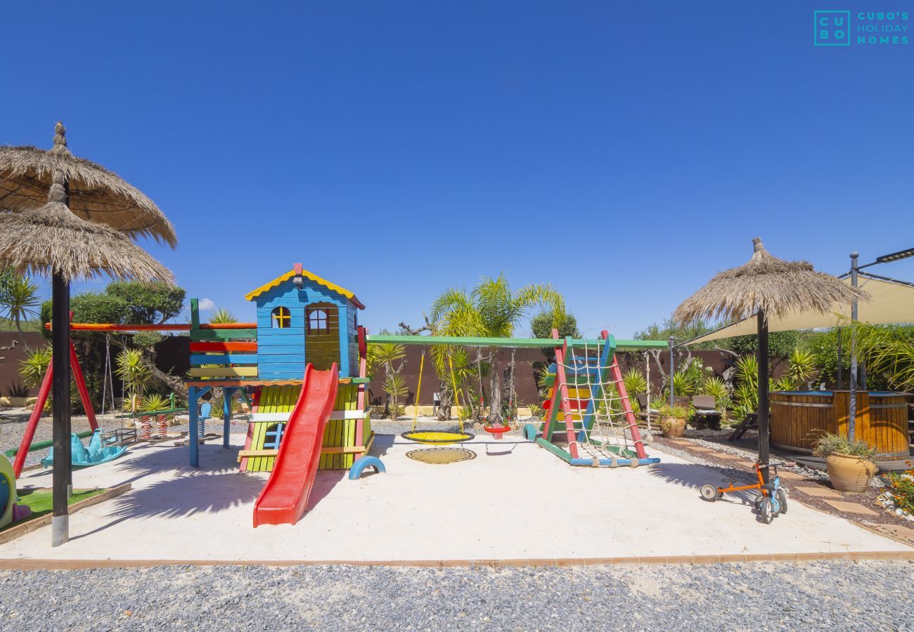 Villa en Alhaurín el Grande - Cubo's Villa Las Palmeras Altas 14PAX