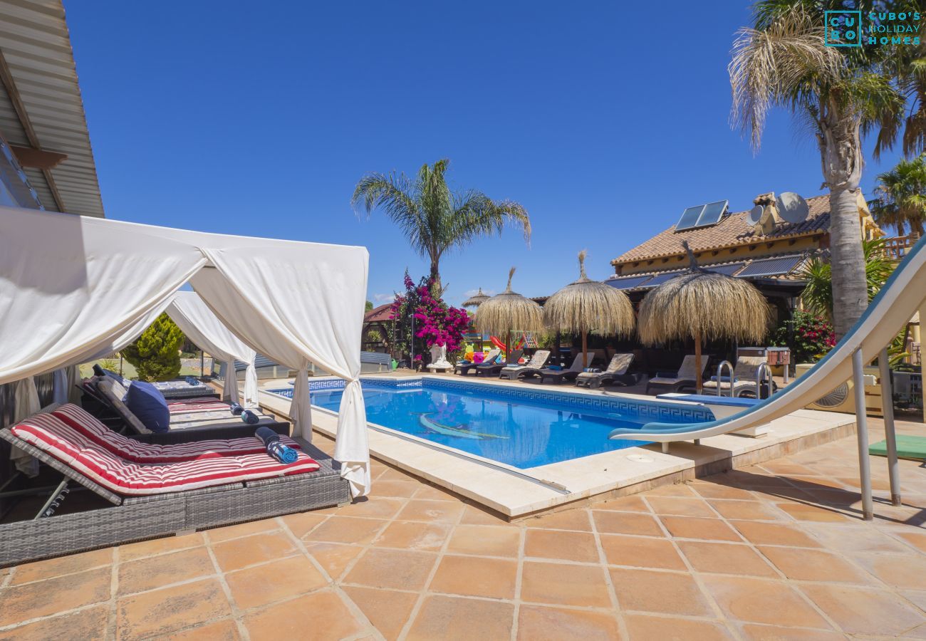 Villa en Alhaurín el Grande - Cubo's Villa Las Palmeras Altas 14PAX