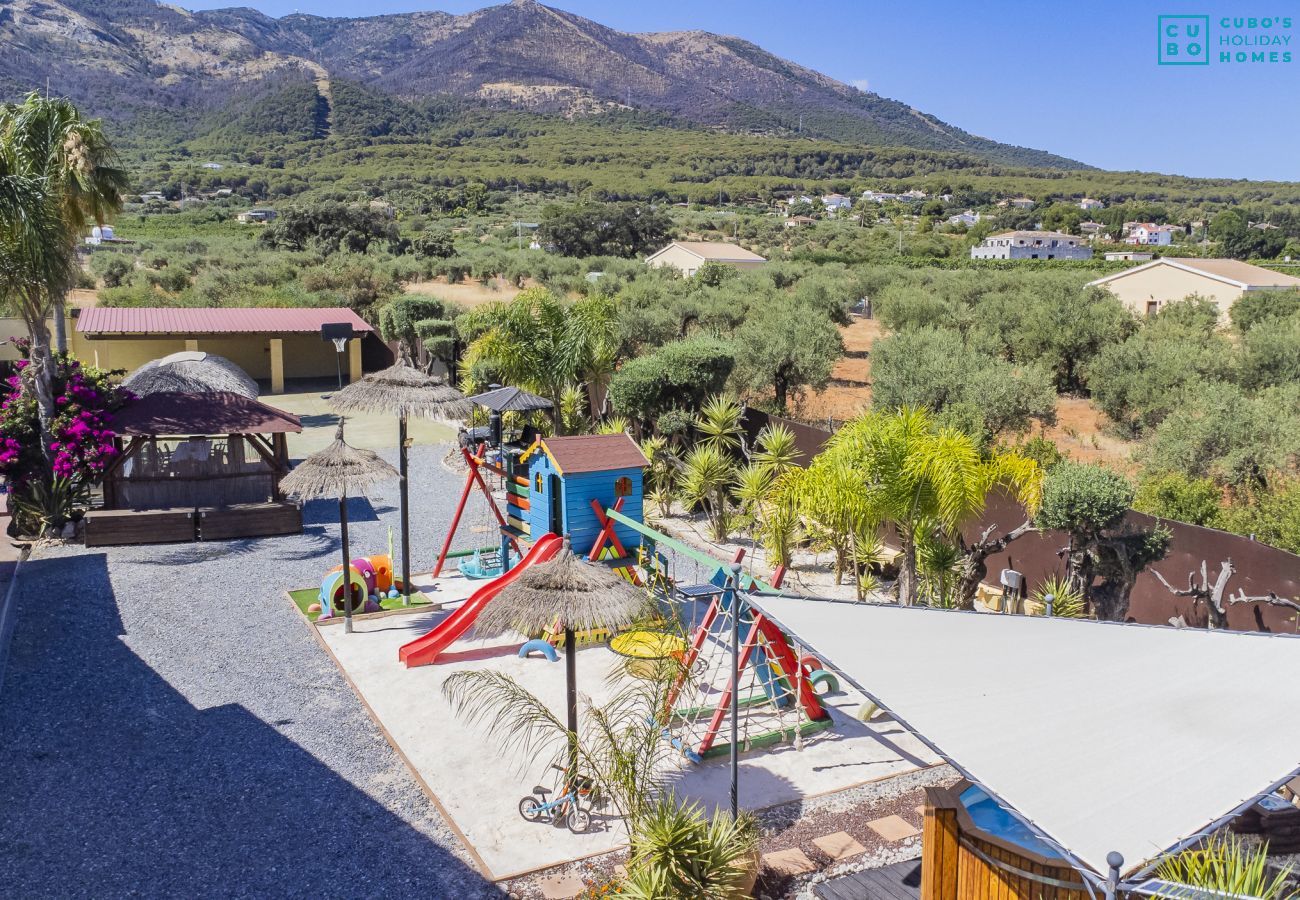 Villa en Alhaurín el Grande - Cubo's Villa Las Palmeras Altas 14PAX