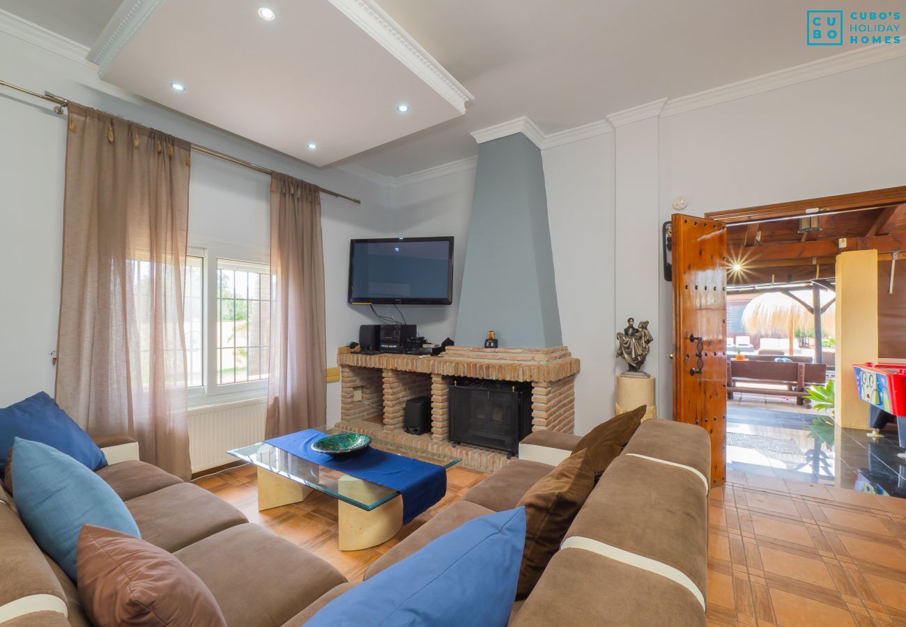Villa en Alhaurín el Grande - Cubo's Villa Las Palmeras Altas 14PAX