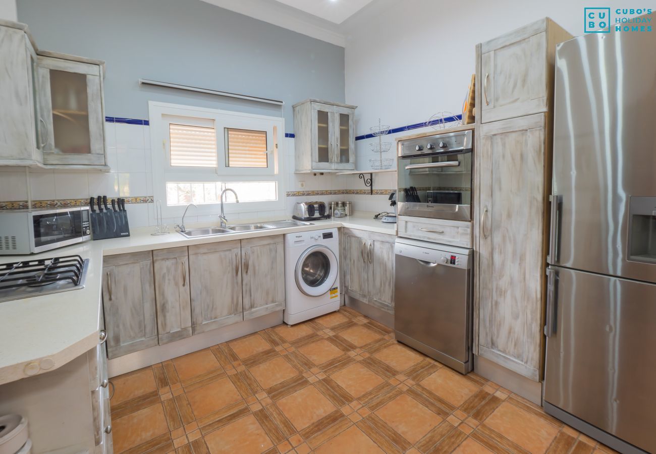 Villa en Alhaurín el Grande - Cubo's Villa Las Palmeras Altas 14PAX
