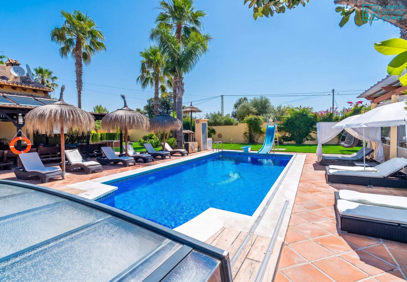 Villa en Alhaurín el Grande - Cubo's Villa Las Palmeras Altas 14PAX